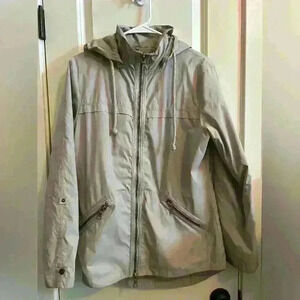Woman’s tan ANORAK size small take anywhere jacket.